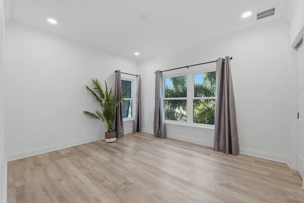 $2,350,000 | 2813 Kipps Colony Drive South, Gulfport, FL 33707
