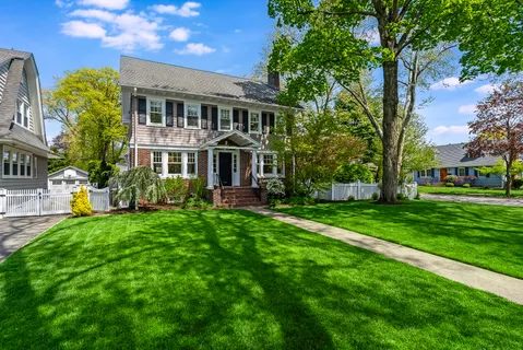 $1,645,000 | 5 Ardsley Road, Glen Ridge, NJ 07028