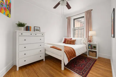 $1,149,000 | 71 Ocean Parkway, Unit 4N | Windsor Terrace