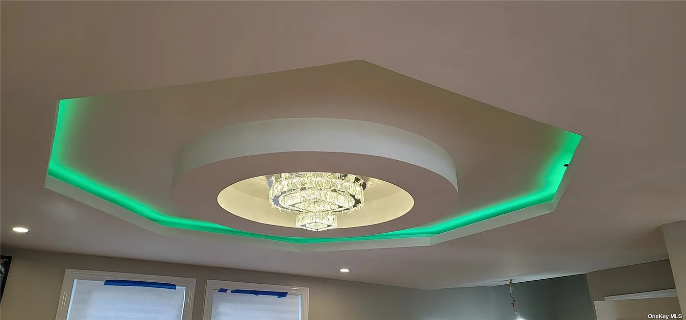 193-42 Williamson Avenue Queens, NY 11413 - Photo 18 of 28