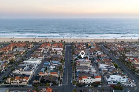 $4,498,000 | 207 21st Street, Huntington Beach, CA 92648