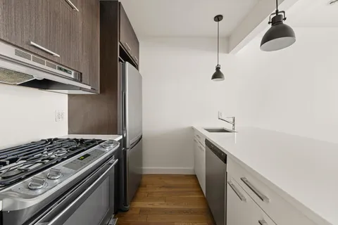 $4,800 | 65 North 6th Street, Unit 5G | Williamsburg