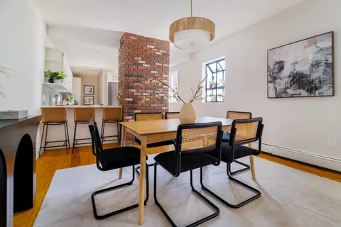 $775,000 | 216 Prospect Street, Unit 1, Cambridge, MA 02139
