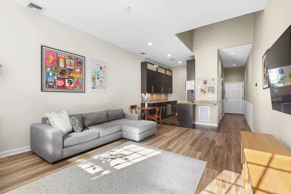 $4,350 | 222 Clinton Street, Unit 13, Hoboken, NJ 07030