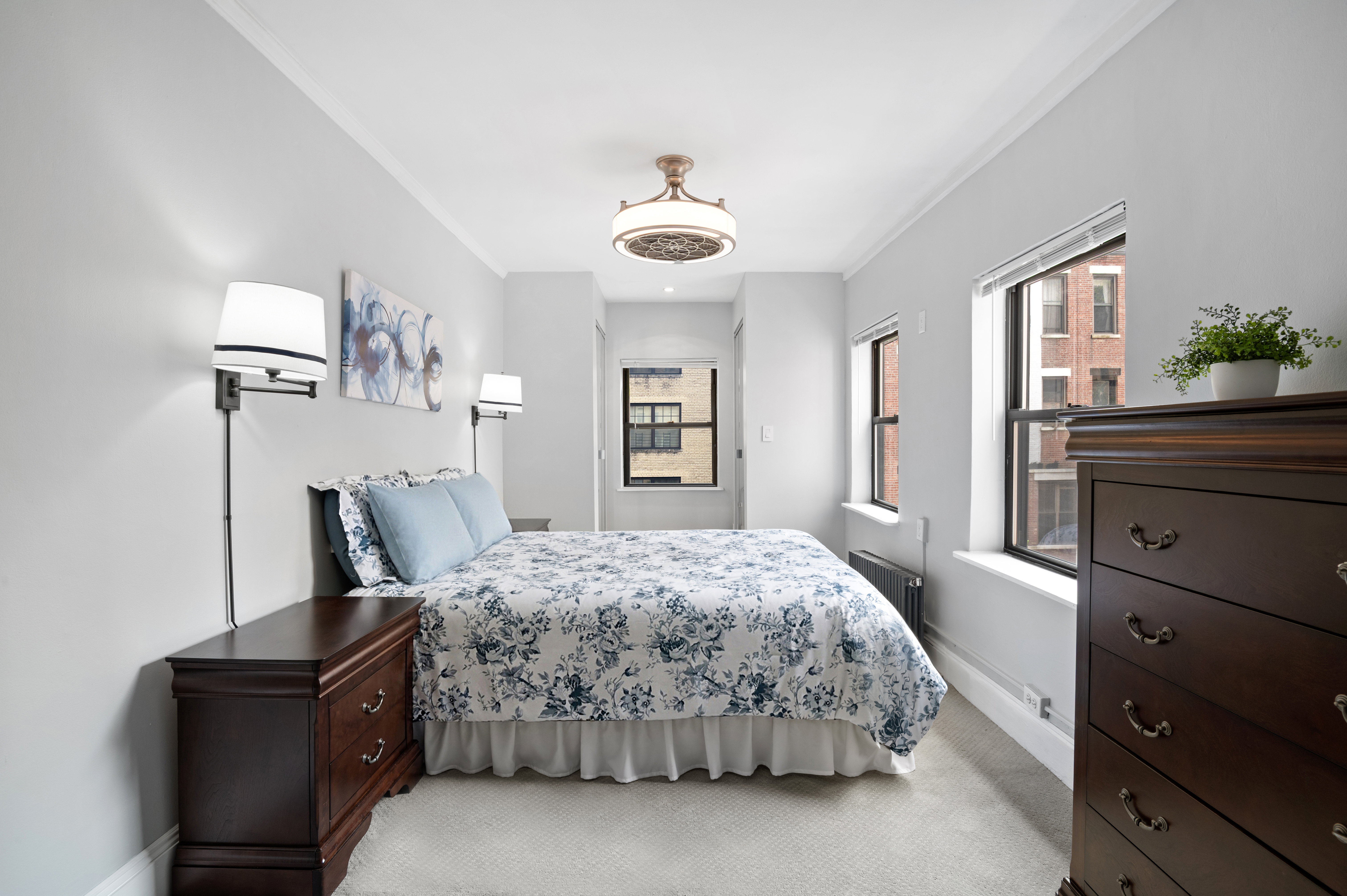 6 West 71st Street, Unit 3B Manhattan, NY 10023 - Photo 3 of 5 Gallery Image 3