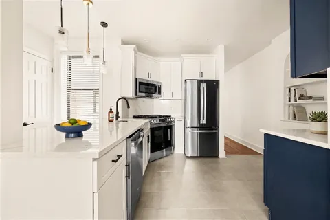 $585,000 | 47-39 40th Street, Unit 1B | Sunnyside