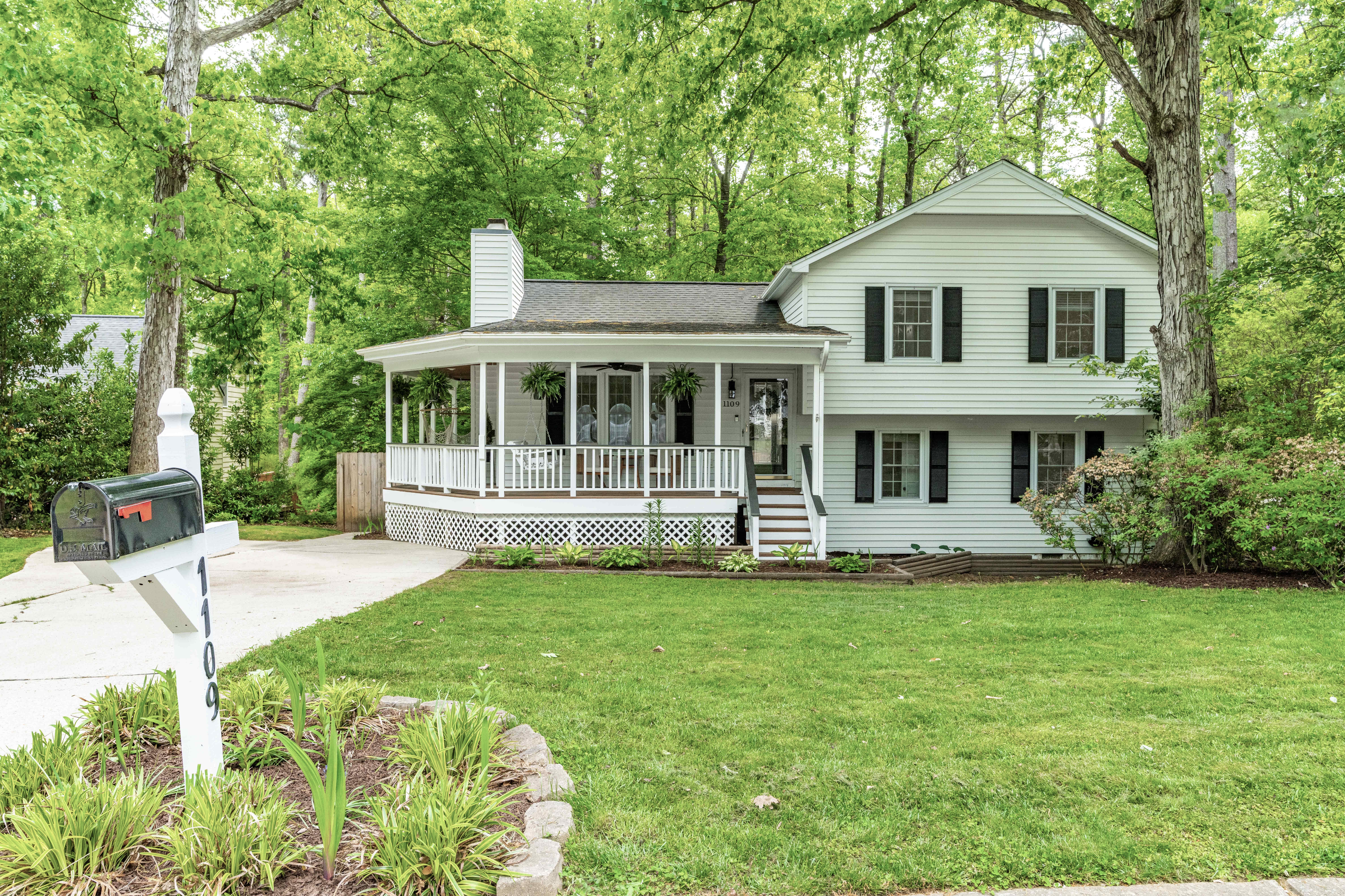 1109 Theresa Court Raleigh, NC 27615 - Photo 2 of 39