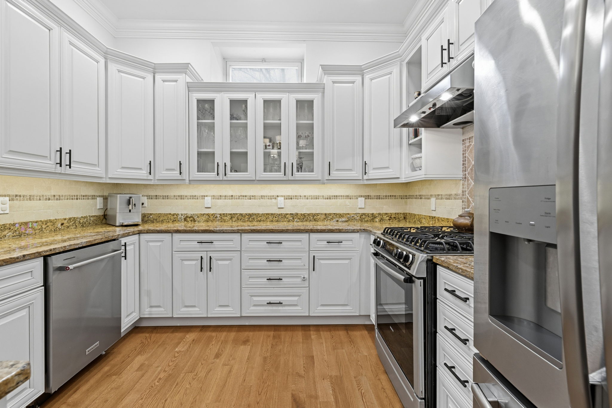 7 Upton Street, Unit 1 Boston, MA 02118 - Photo 5 of 21