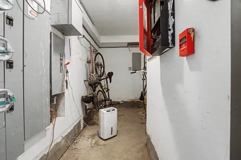 $675,000 | 405 Quincy Street, Unit 2A | Bedford-Stuyvesant