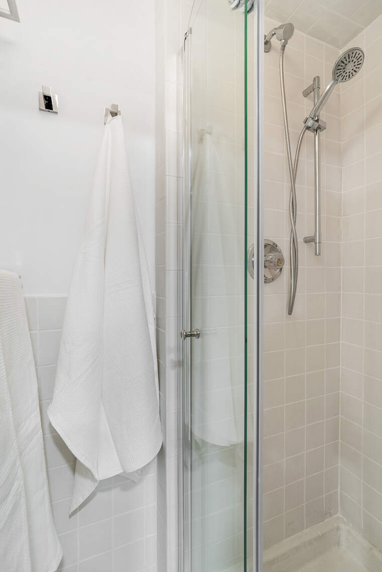 92 Remsen Street, Unit 1A Brooklyn, NY 11201 - Photo 9 of 12 a bathroom with a shower