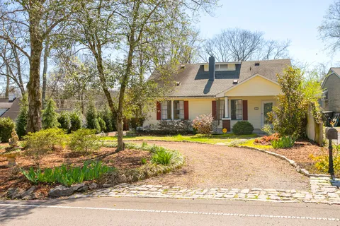 $750,000 | 1230 Shelton Avenue, Nashville, TN 37216