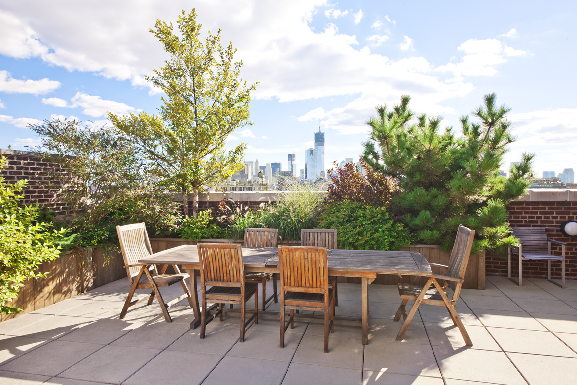 147 Waverly Place, Unit 5E Manhattan, NY 10014 - Photo 14 of 18