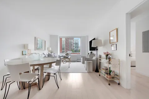 $2,695,000 | 212 Warren Street, Unit 17S | Battery Park City