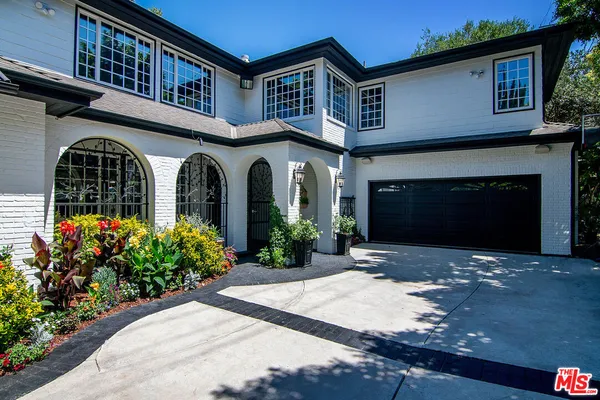 $3,995,000 | 4054 Stone Canyon Avenue, Sherman Oaks, CA 91403