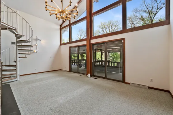 $389,000 | 3132 Lake Road, New Castle, PA 16102