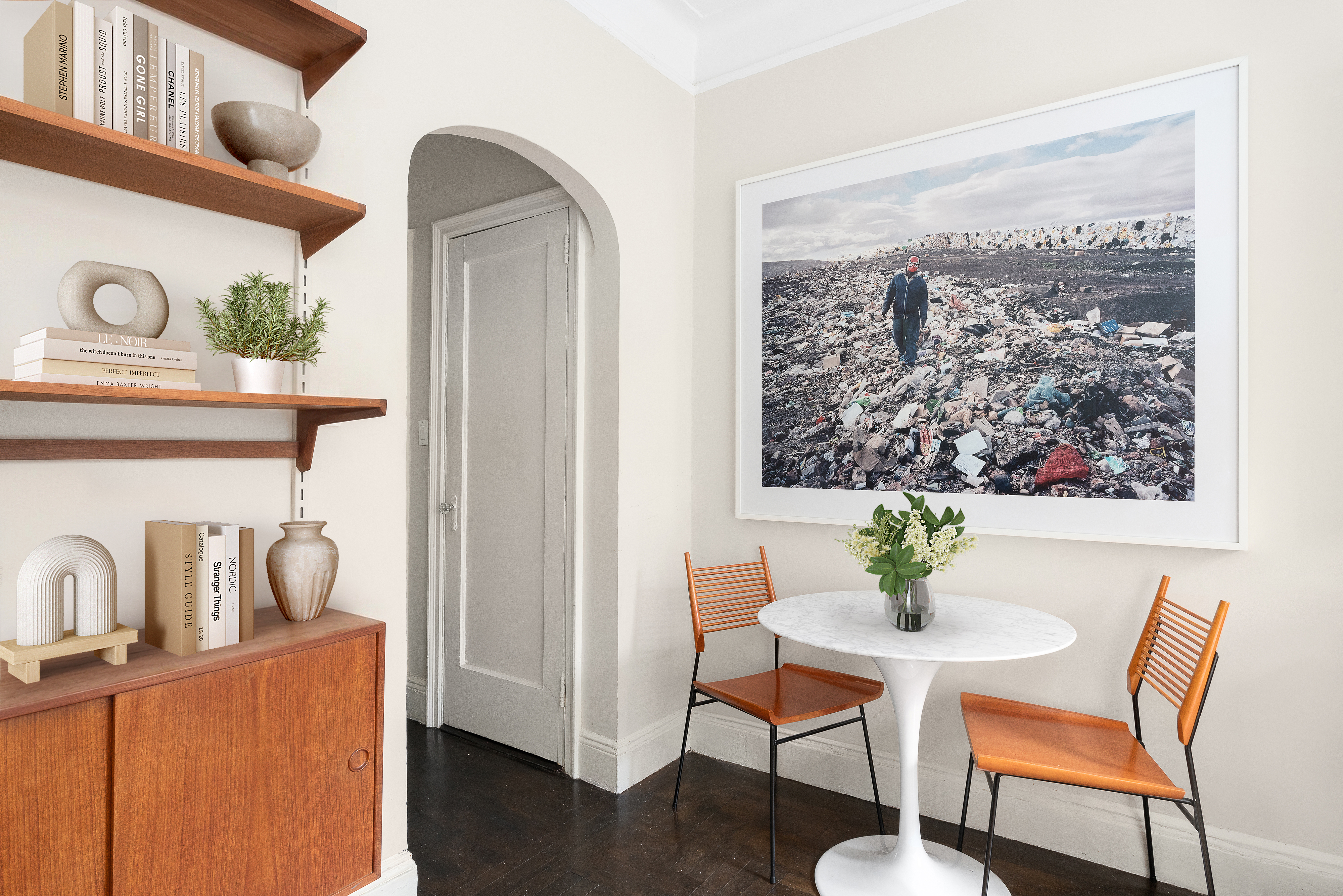 317 East 18th Street, Unit 2E Manhattan, NY 10003 - Photo 2 of 5