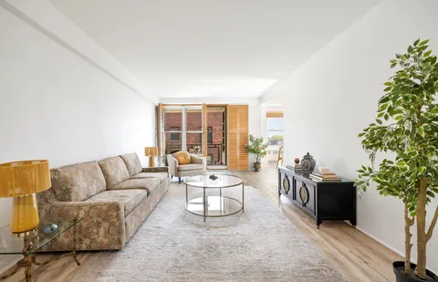 $565,000 | 35-50 85th Street, Unit 9E | Jackson Heights