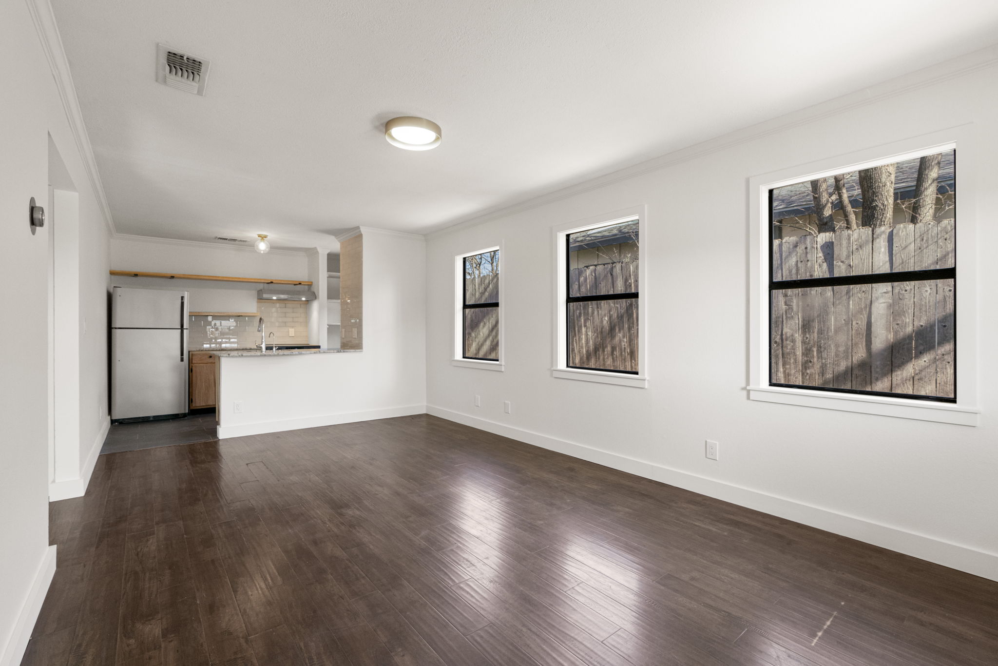 912 1/2 East 50th Street Austin, TX 78751 - Photo 9 of 22