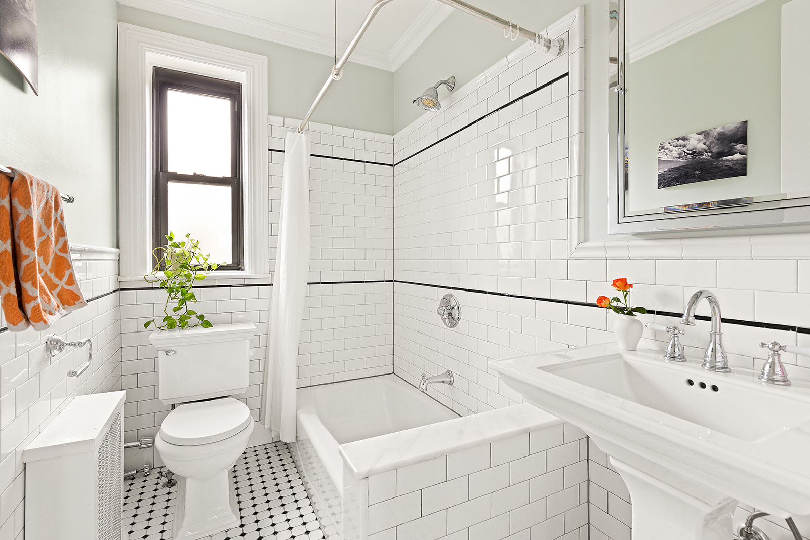 125 Eastern Parkway, Unit 6CK Brooklyn, NY 11238 - Photo 8 of 16 a bathroom with a sink toilet and shower