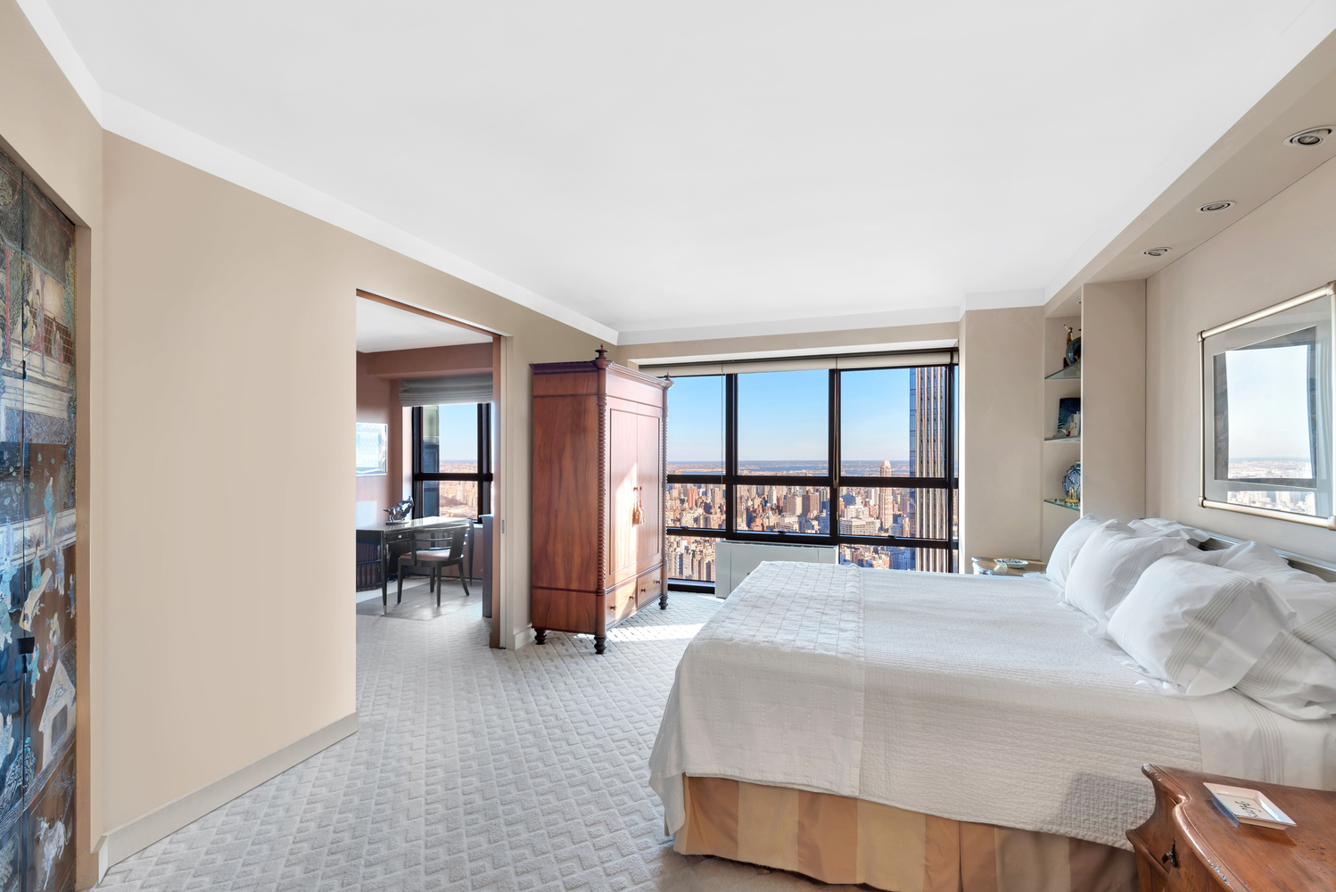 146 West 57th Street, Unit 75A Manhattan, NY 10019 - Photo 13 of 14