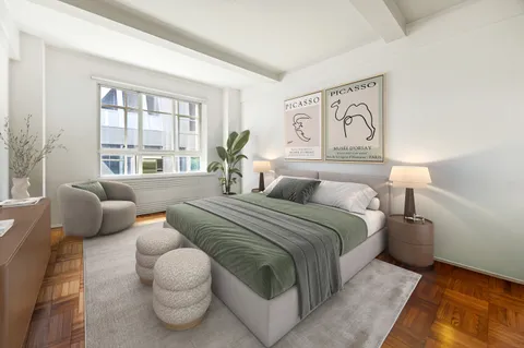 $1,200,000 | Midtown Central
