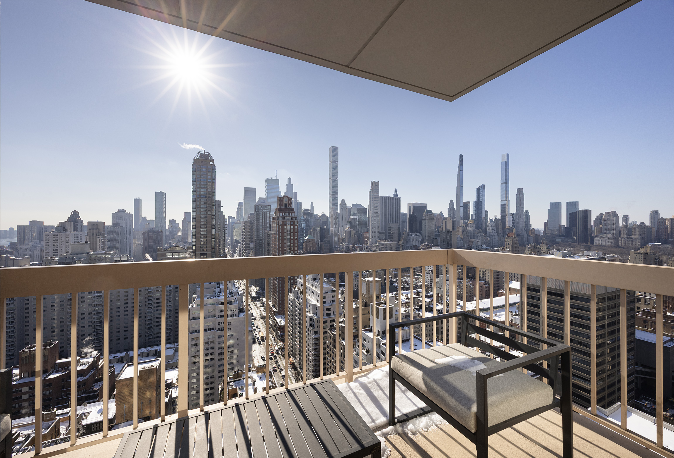 200 East 69th Street, Unit 32C Manhattan, NY 10021 - Photo 4 of 17