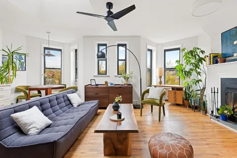 $1,250,000 | 634 11th Street, Unit 4/F | Park Slope
