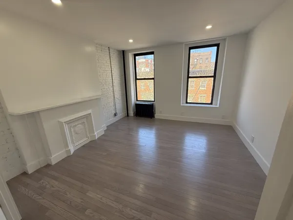 $8,750 | 316 West 19th Street, Unit 4W | Chelsea
