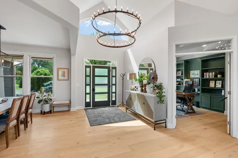 $1,195,000 | 10974 Alameda Avenue, Inver Grove Heights, MN 55077