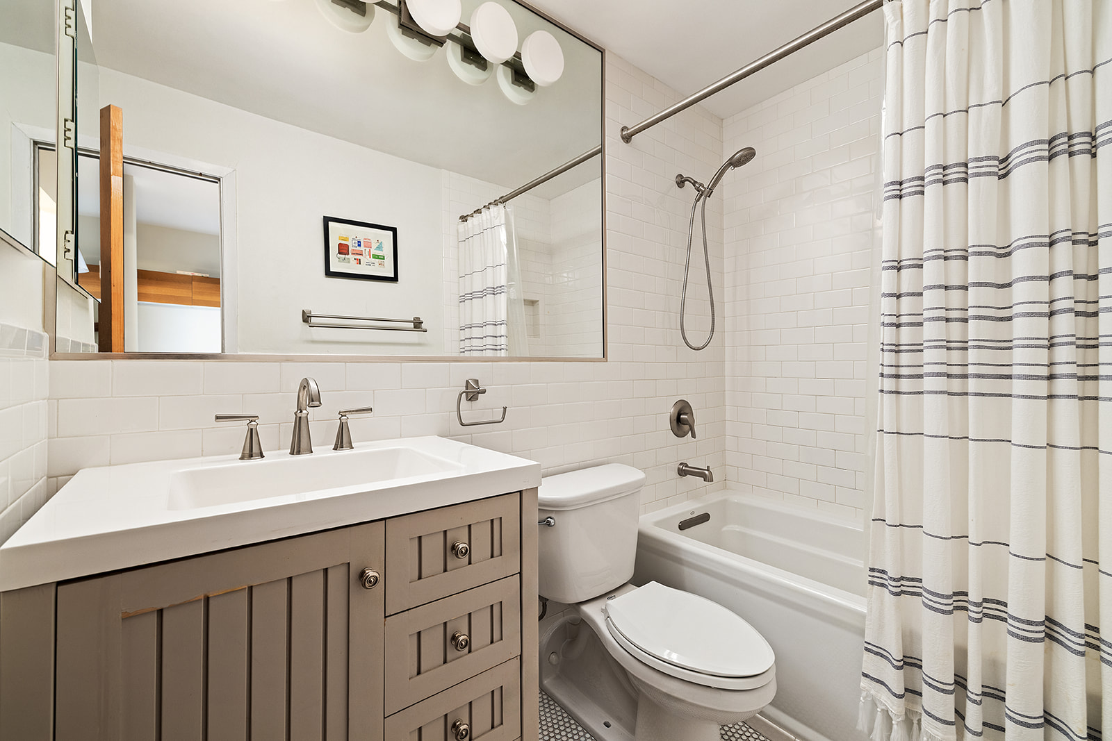 372 Dekalb Avenue, Unit 4M Brooklyn, NY 11205 - Photo 7 of 9