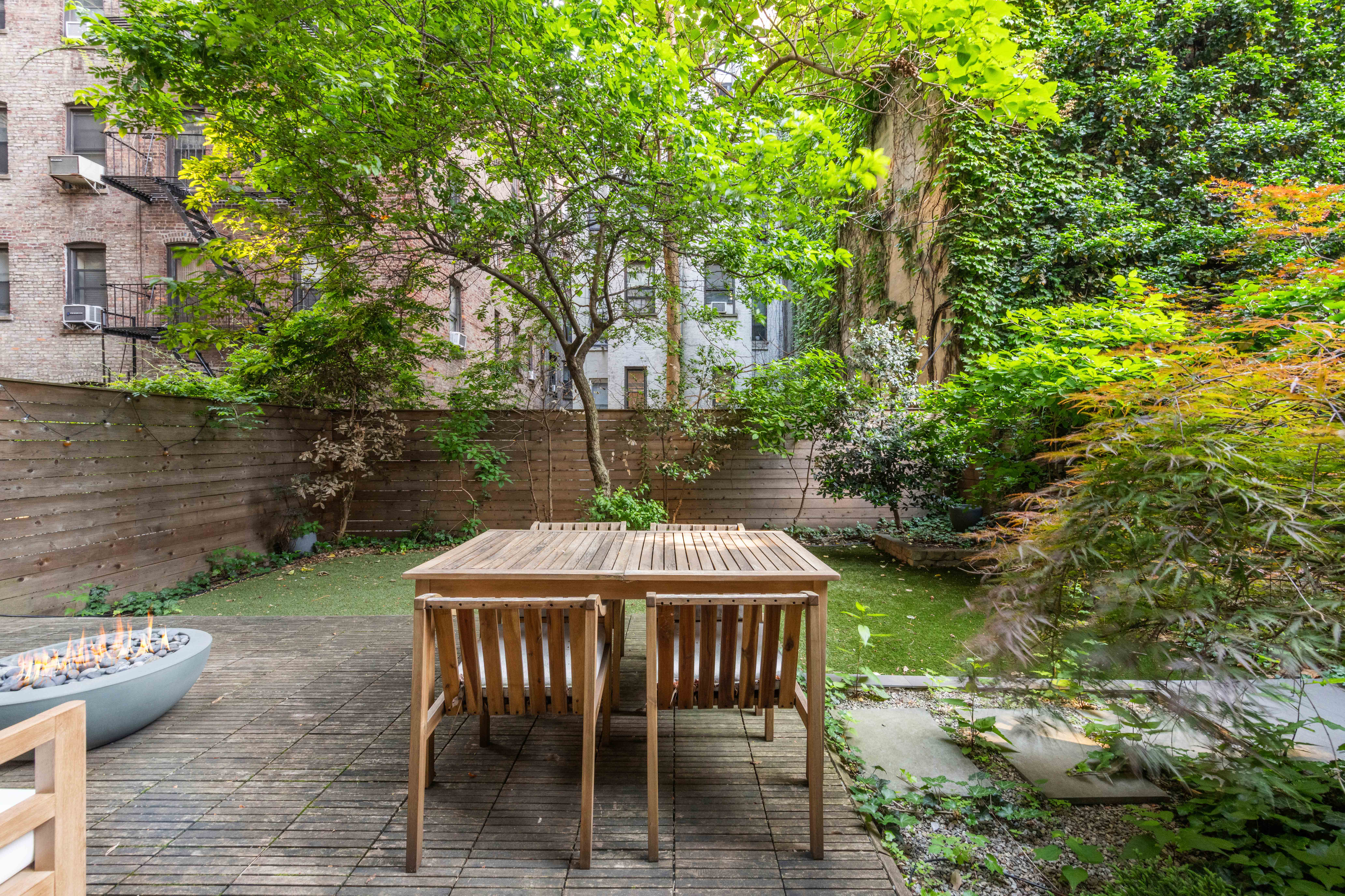 318 East 81st Street, Unit 1 Manhattan, NY 10075 - Photo 2 of 14