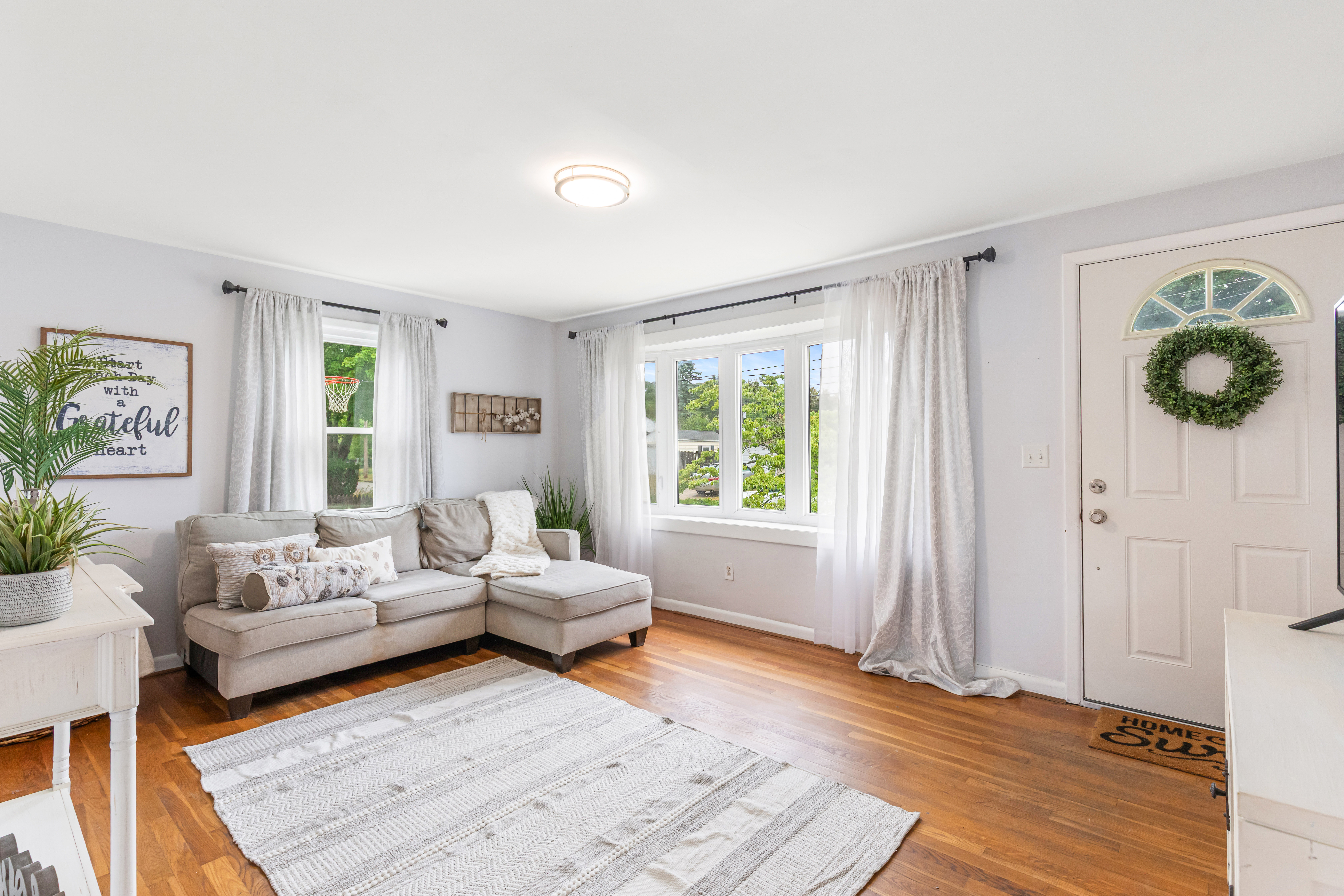 14 Primrose Drive Riverside, RI 02915 - Photo 6 of 36