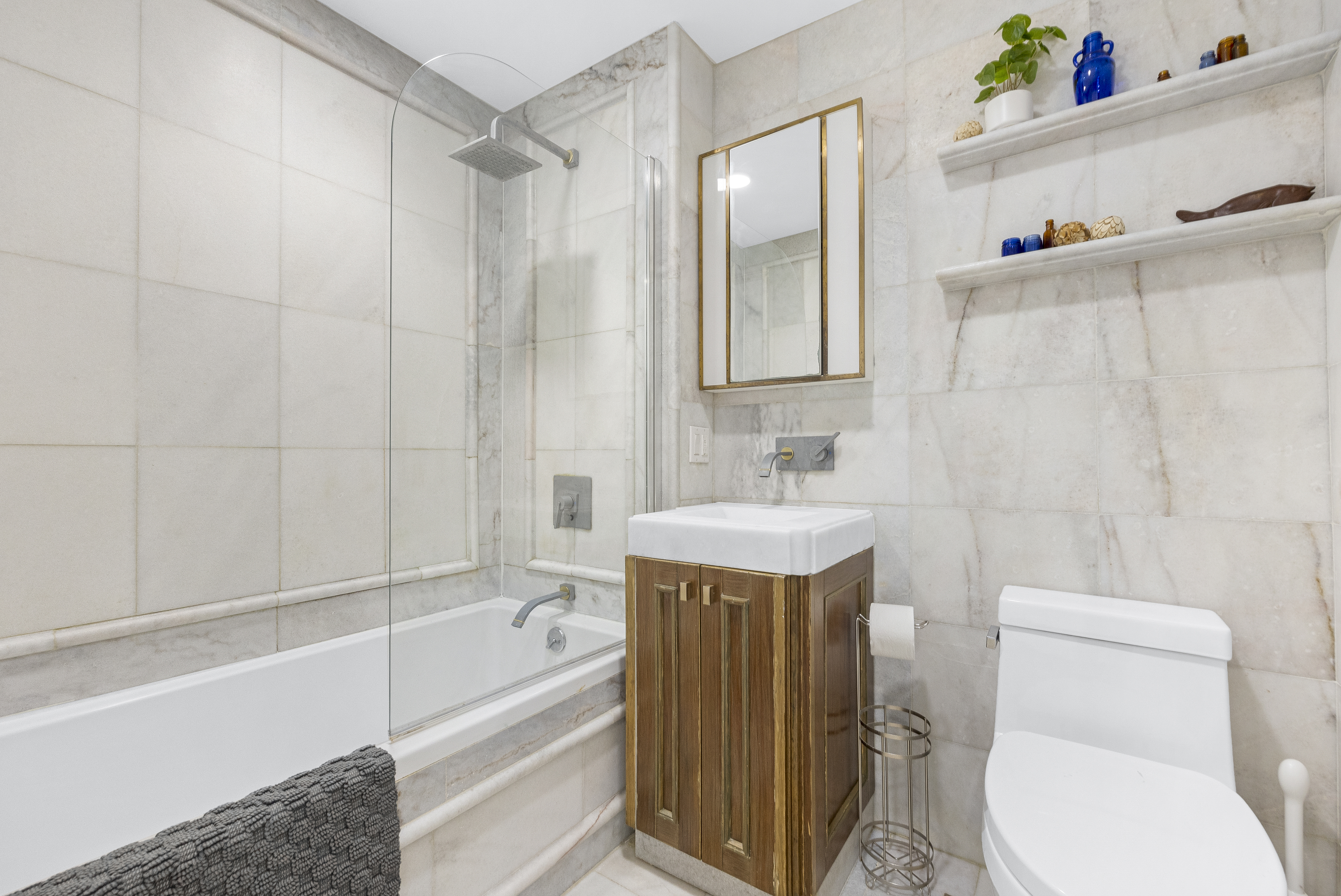 863 Saint Marks Avenue, Unit 4B Brooklyn, NY 11213 - Photo 14 of 17