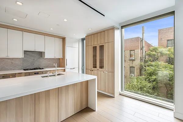 180 6th Avenue Manhattan, NY 10013 - Photo 8 of 29