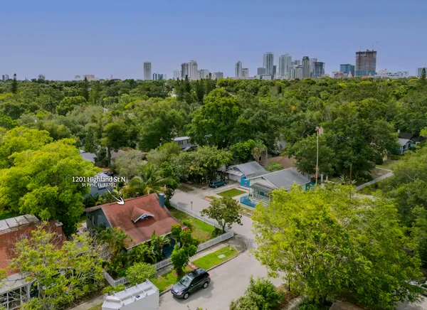 $900,000 | 1201 Highland Street North, St. Petersburg, FL 33701