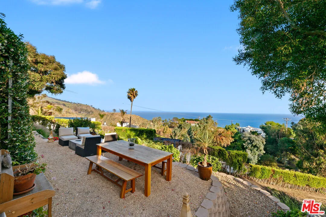 $4,350,000 | 3240 Sumac Ridge Road, Malibu, CA 90265