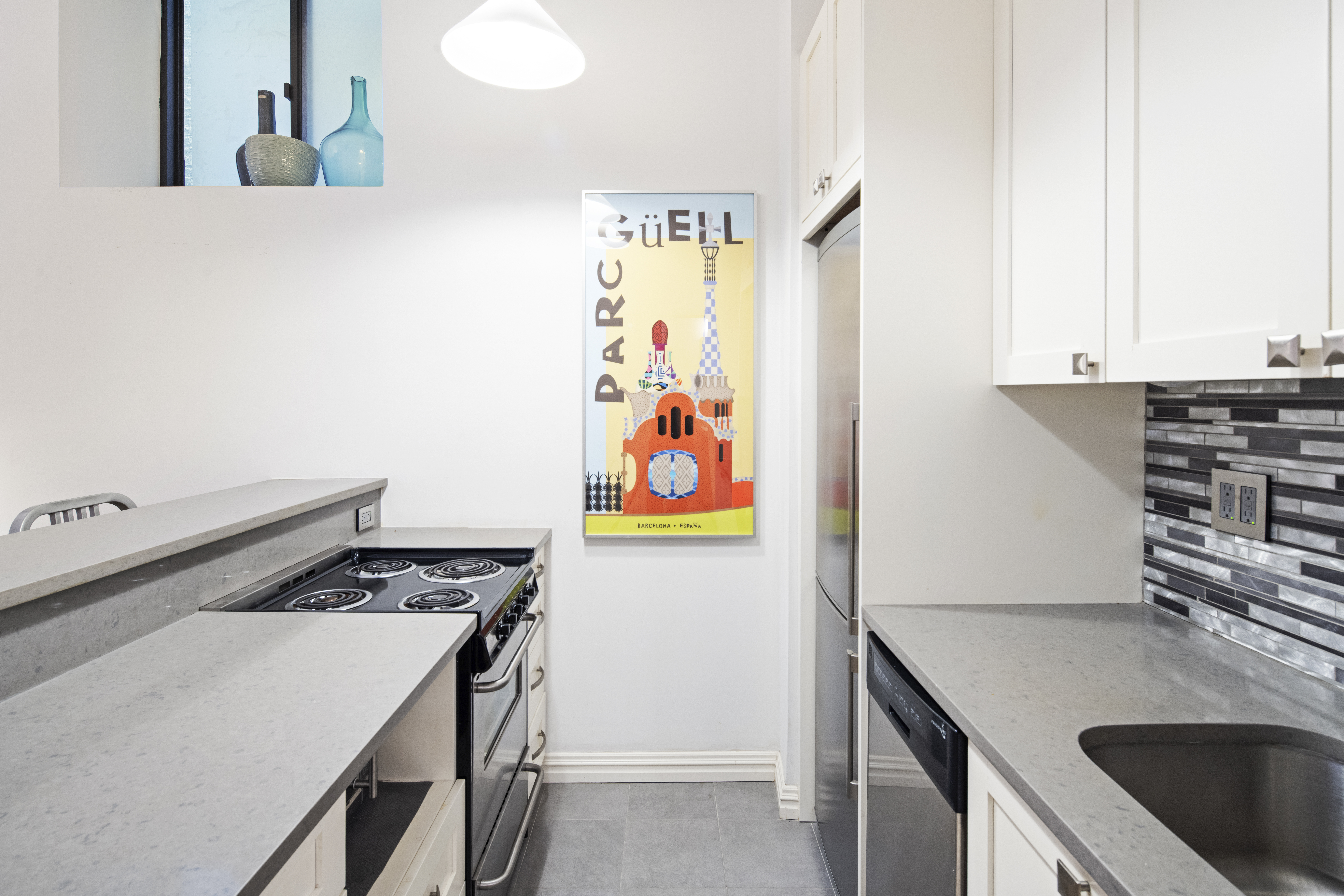 23 East 10th Street, Unit 203 Manhattan, NY 10003 - Photo 5 of 6