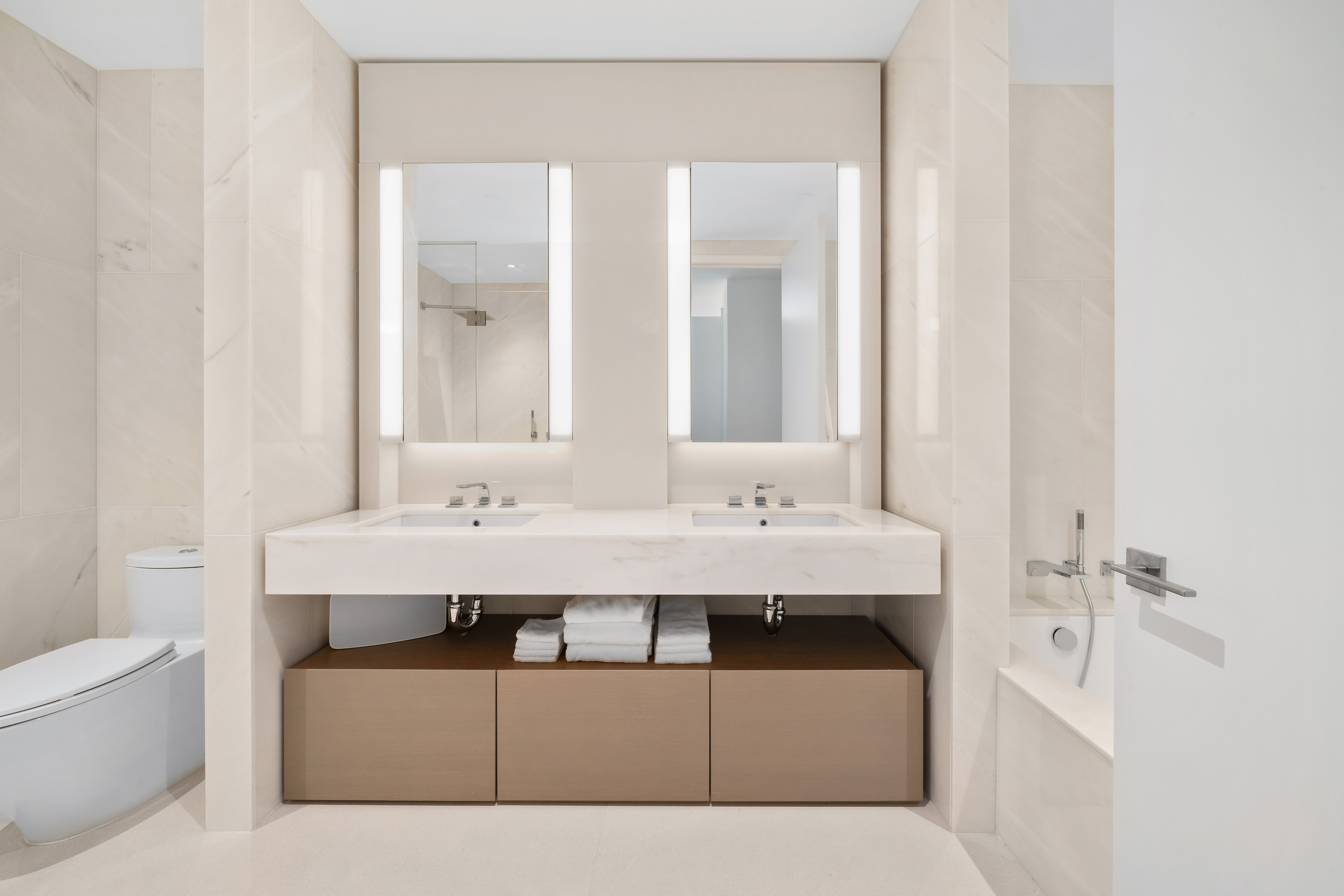 15 Hudson Yards, Unit 27H Manhattan, NY 10001 - Photo 6 of 16