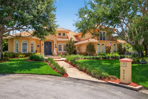 $2,375,000 | 8920 Southwest 162nd Terrace, Palmetto Bay, FL 33157