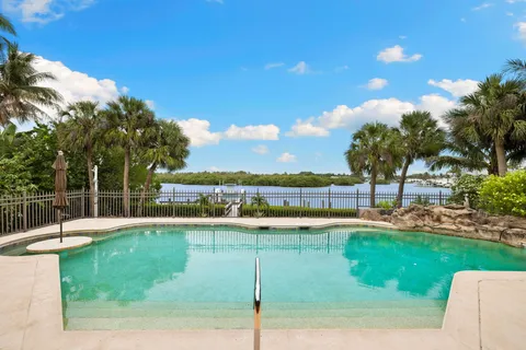 $14,900,000 | 3695 Gordon Drive, Naples, FL 34102