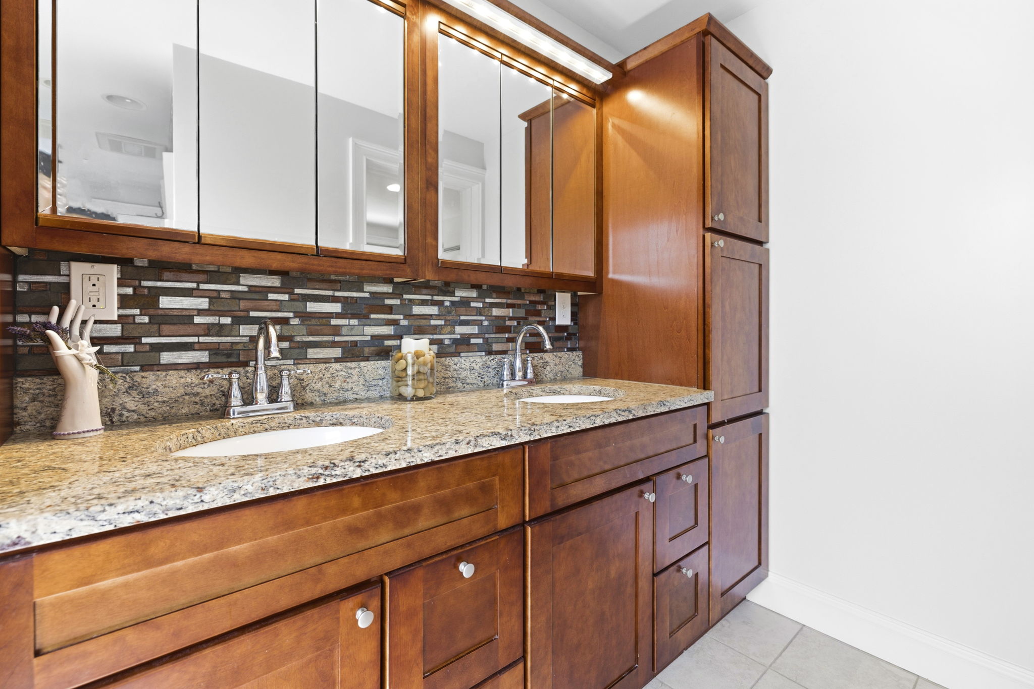 6 R Fairview Avenue Swampscott, MA 01907 - Photo 11 of 39 Gallery Image 11