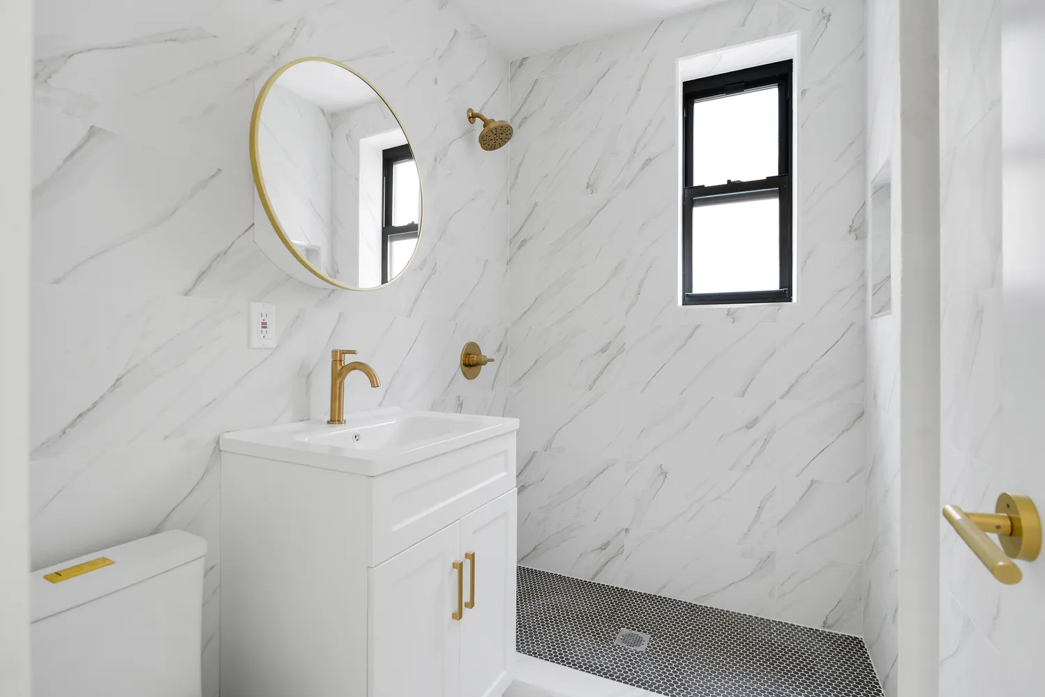 $425,000 | 48 West 138th Street, Unit 5H | Central Harlem