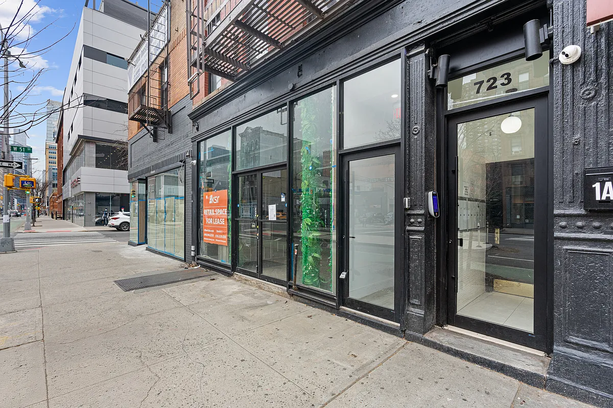 723 11th Avenue, Unit 3B Manhattan, NY 10019 - Photo 13 of 16