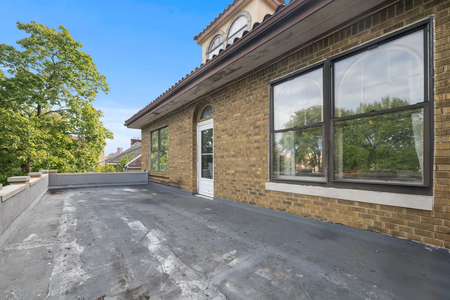 a view of a house with a outdoor space