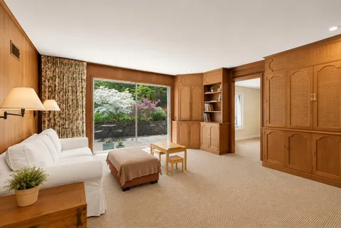 $1,995,000 | 3226 Broad Branch Terrace Northwest, Washington, DC 20008
