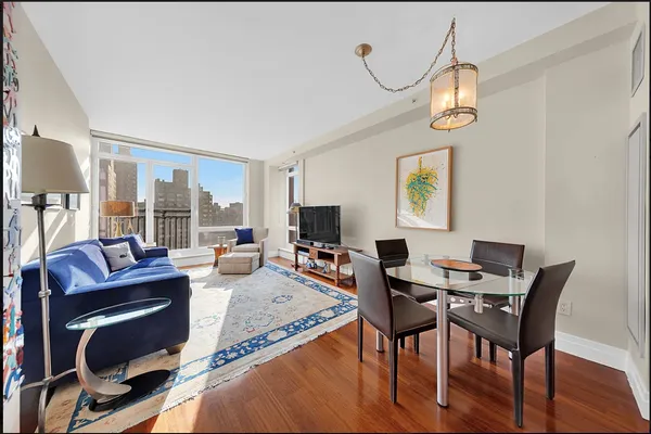 $5,995 | 45 Park Avenue, Unit 1903 | Murray Hill