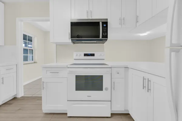 $2,800 | 3504 Northwest 85th Avenue, Unit B, Coral Springs, FL 33065