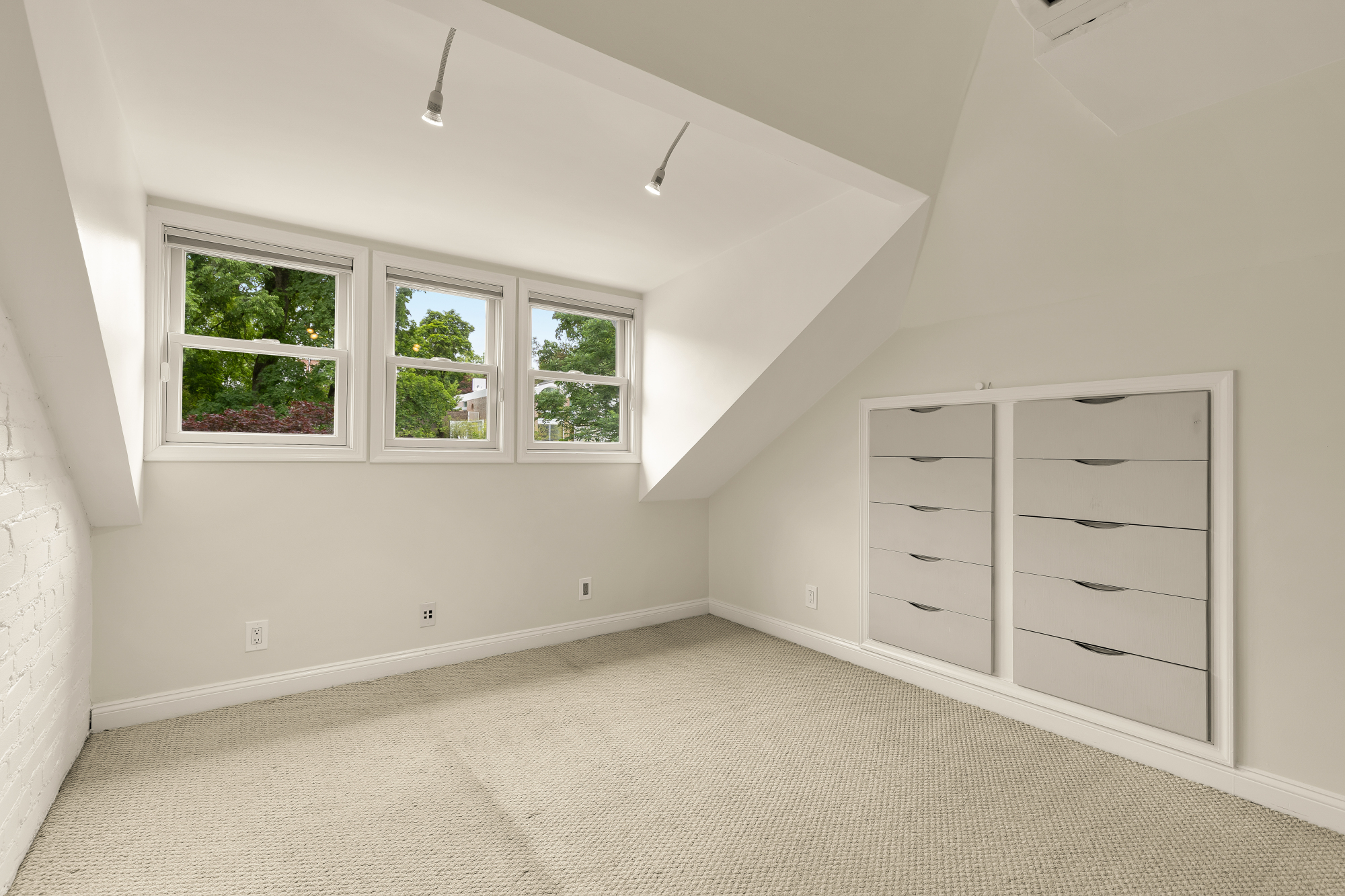 3414 Porter Street Northwest Washington, DC 20016 - Photo 44 of 65