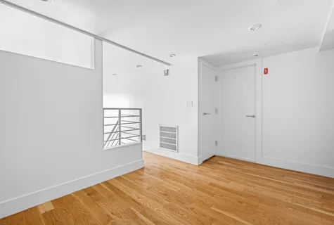 $4,000 | 105 Grand Avenue, Unit 4E | Clinton Hill