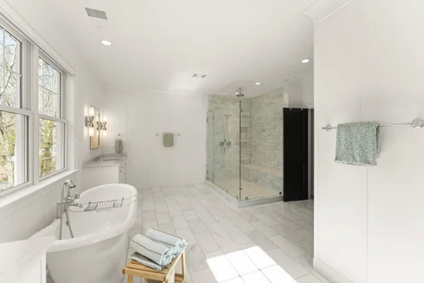 $2,550,000 | 8621 McHenry Street, Vienna, VA 22180